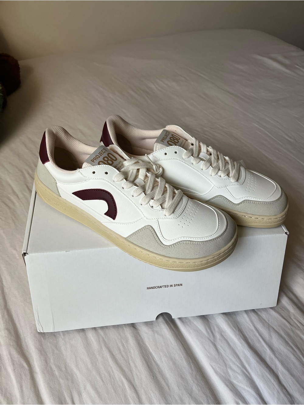 Men's White & Burgundy Low-Top BAREFOOT Sneakers - Stylish Casual Shoes